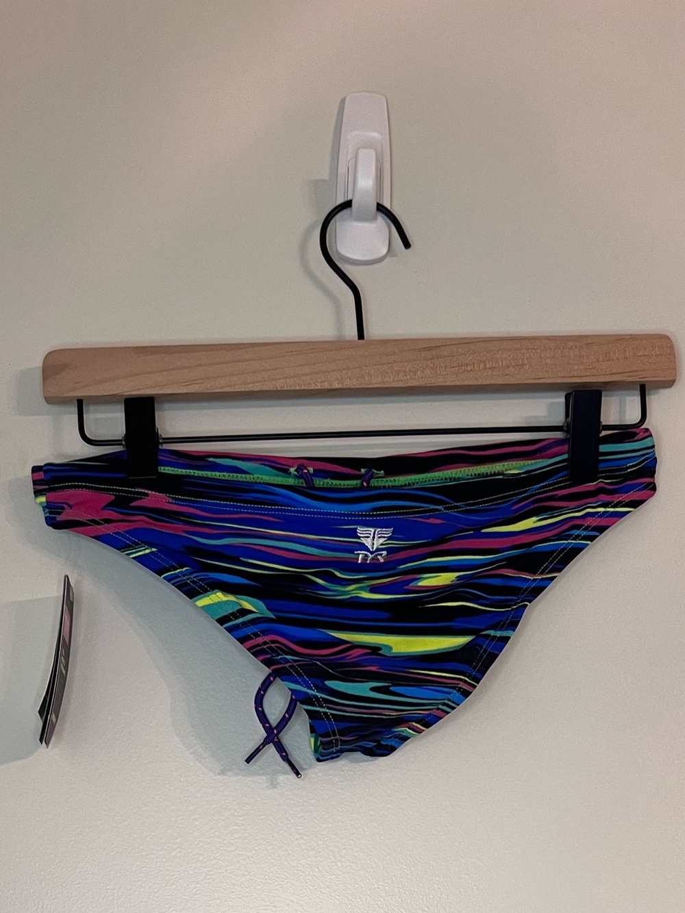 TYR Bikini Bottom Racing - Picture 2 of 8
